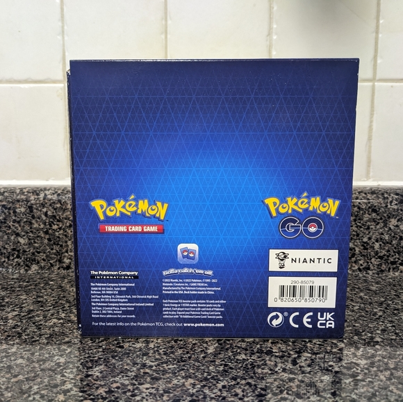 Pokémon Premier Ball Deck Holder - Picture 7 of 15